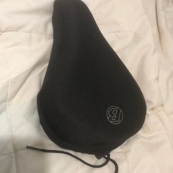 Gel bicycle seat. Like new. - Picture 1 of 5
